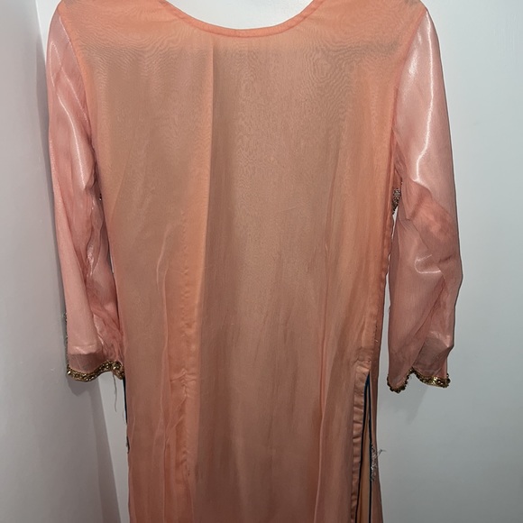 Pakistani Fancy 3pc Shalwaar Kameez - Picture 5 of 9